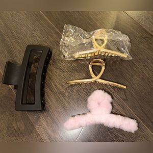 NEW Bundle sale 4 for $15 Fluffy/Metal Hair Claw Clips